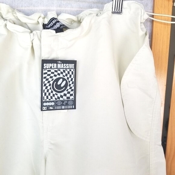 NWT Super Massive brand Cargo pants off-white beige baggy pants women size Large - Picture 3 of 9